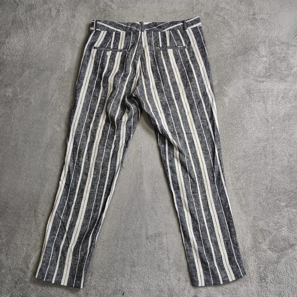 Banana Republic beachy casual