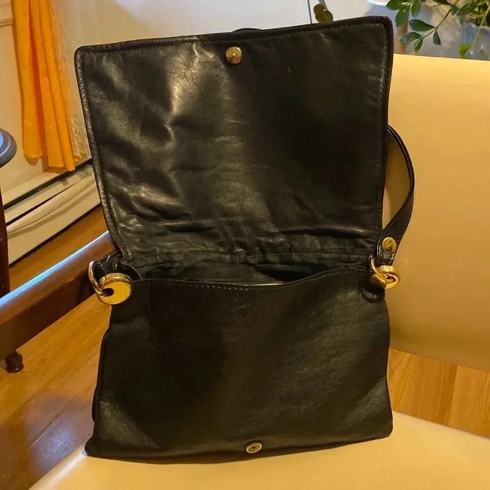 Vintage Genuine Leather Shoulder Bag Women - Great Condition - Very Elegant