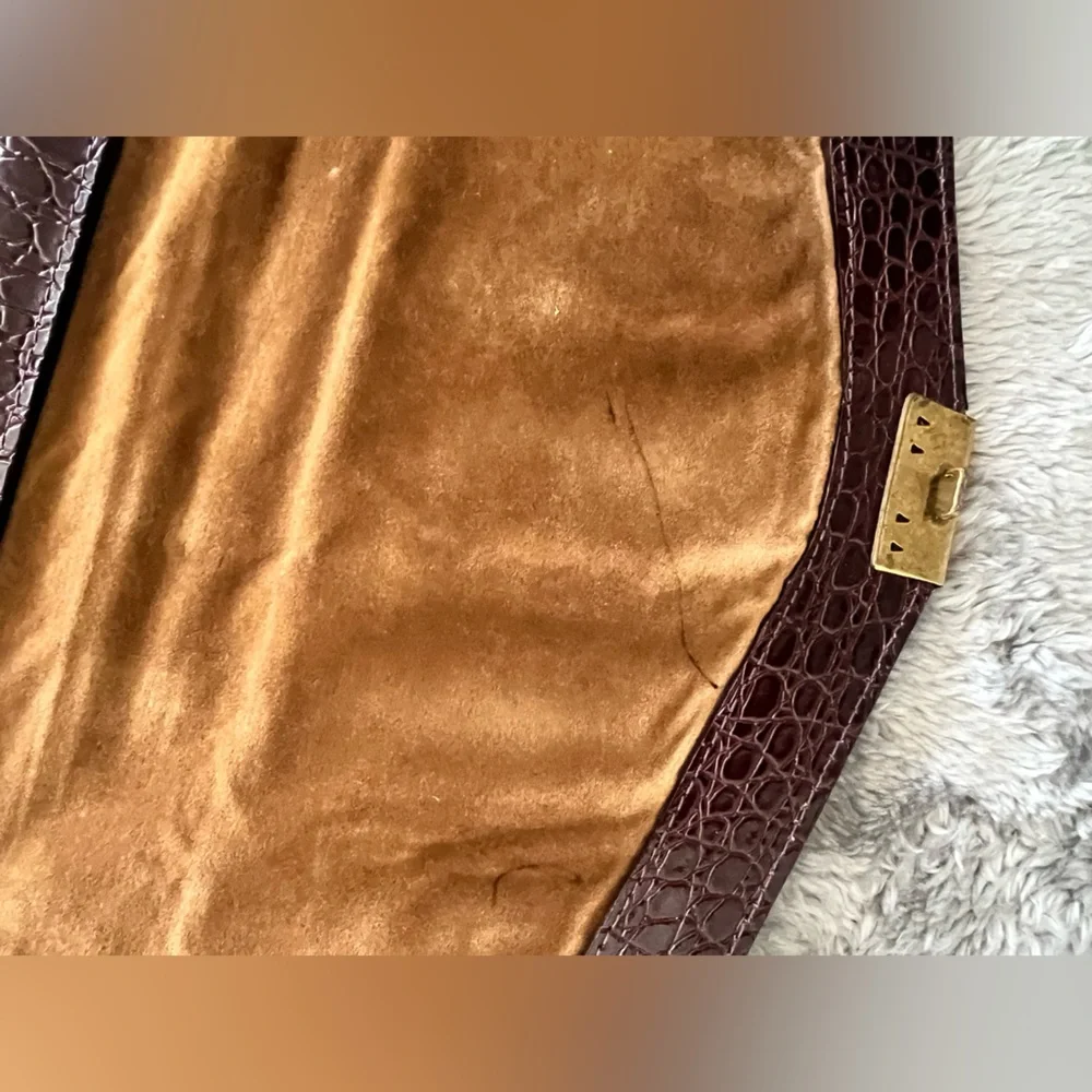 N/A vintage leather