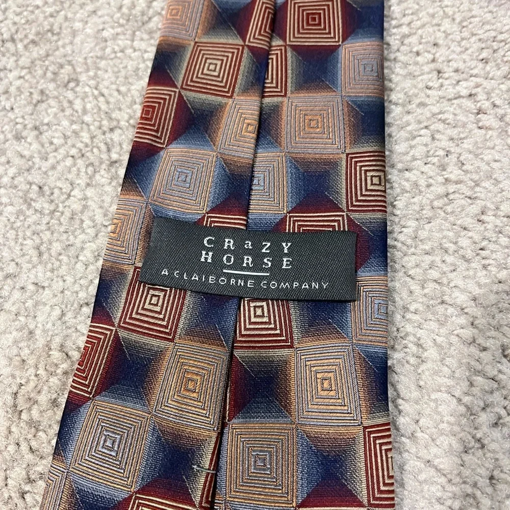 crazy horse offers tones shape