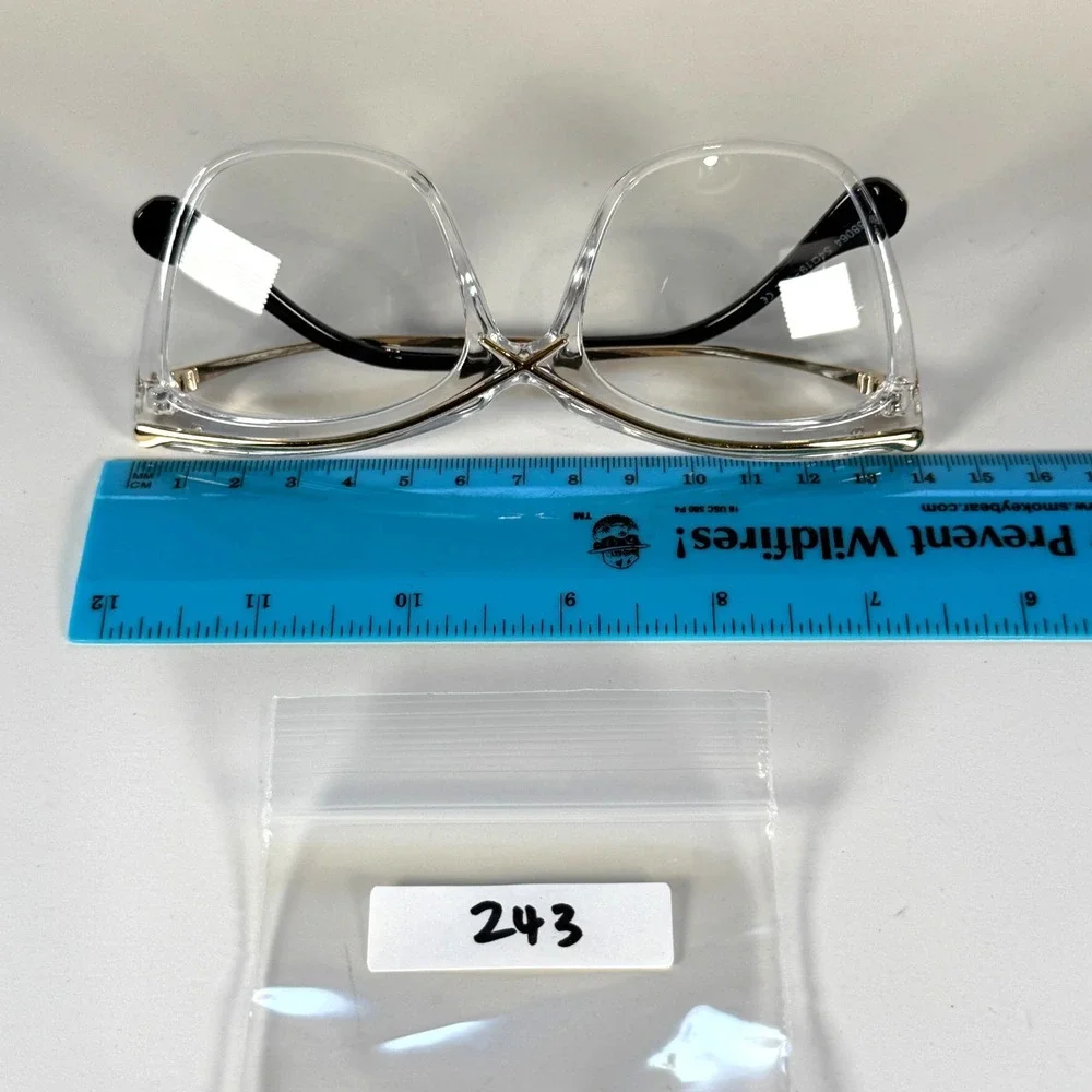 Unbranded W68064 Cat Eye Eyeglasses Frame Only 54-19-142 Clear Gold Full Rim