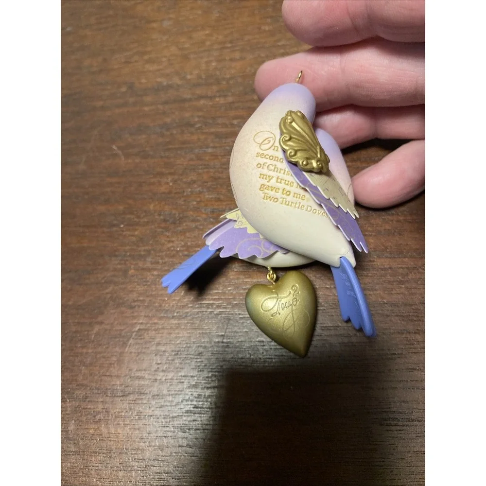 Hallmark décor doves