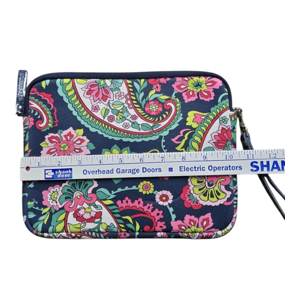 Vera Bradley Petal Paisley Floral Print Tablet Case I-pad Kindle sleeve Clean