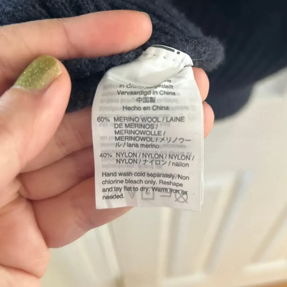 J. Crew excellent deep