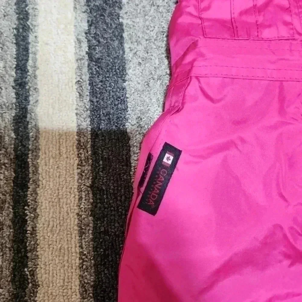 Girls 2t Canda Weather Snow suit.