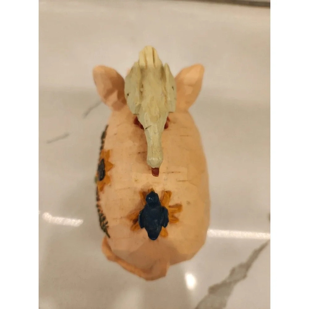 N/A cute pig