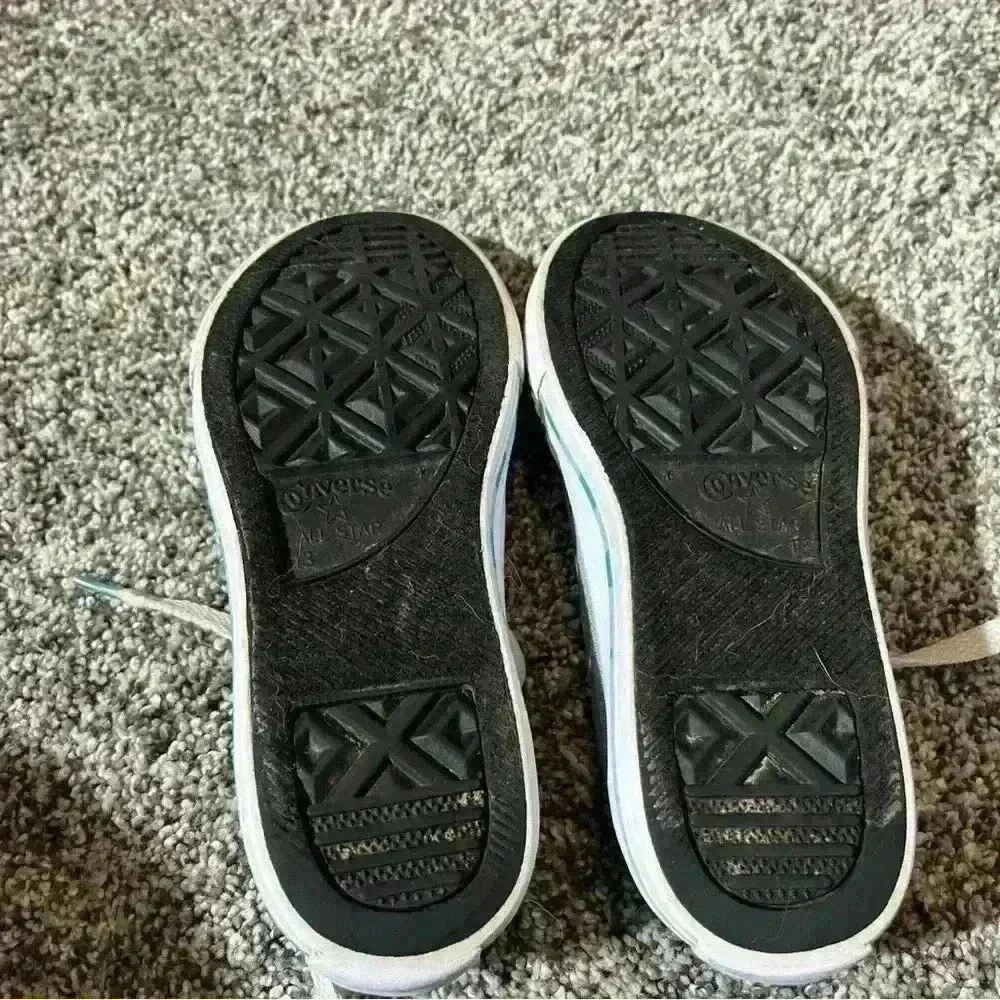 Converse these double