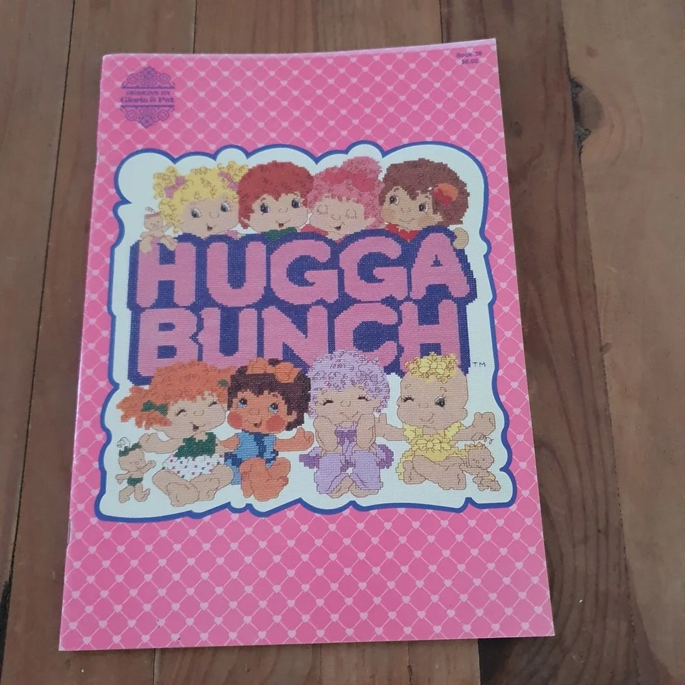Vintage 1985 Hugga Bunch Cross Stitch Pattern Book 38 Gloria & Pat Hallmark