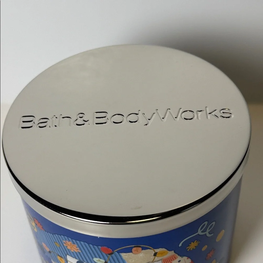 Bath & Body Works Sweater Weather Soy Wax Blend Retired 3 Wick Candle