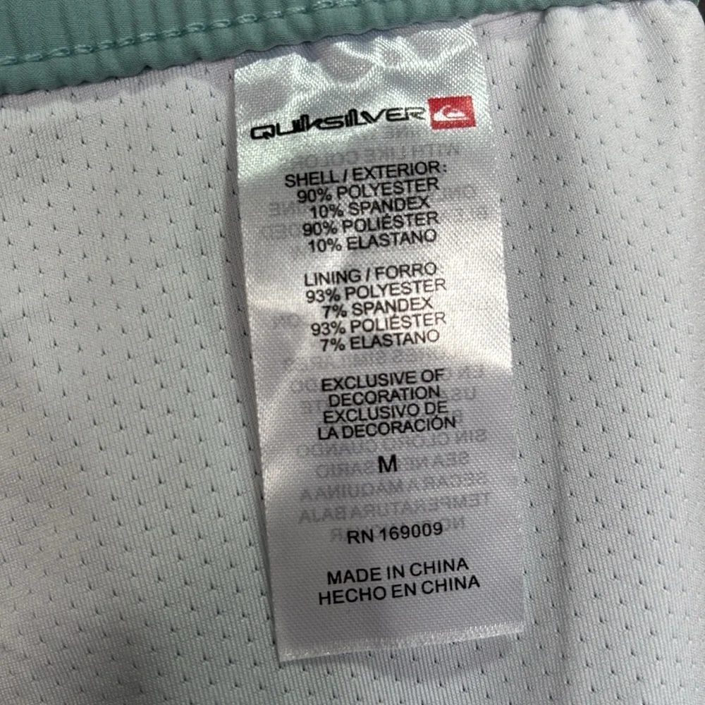 Quiksilver color jade