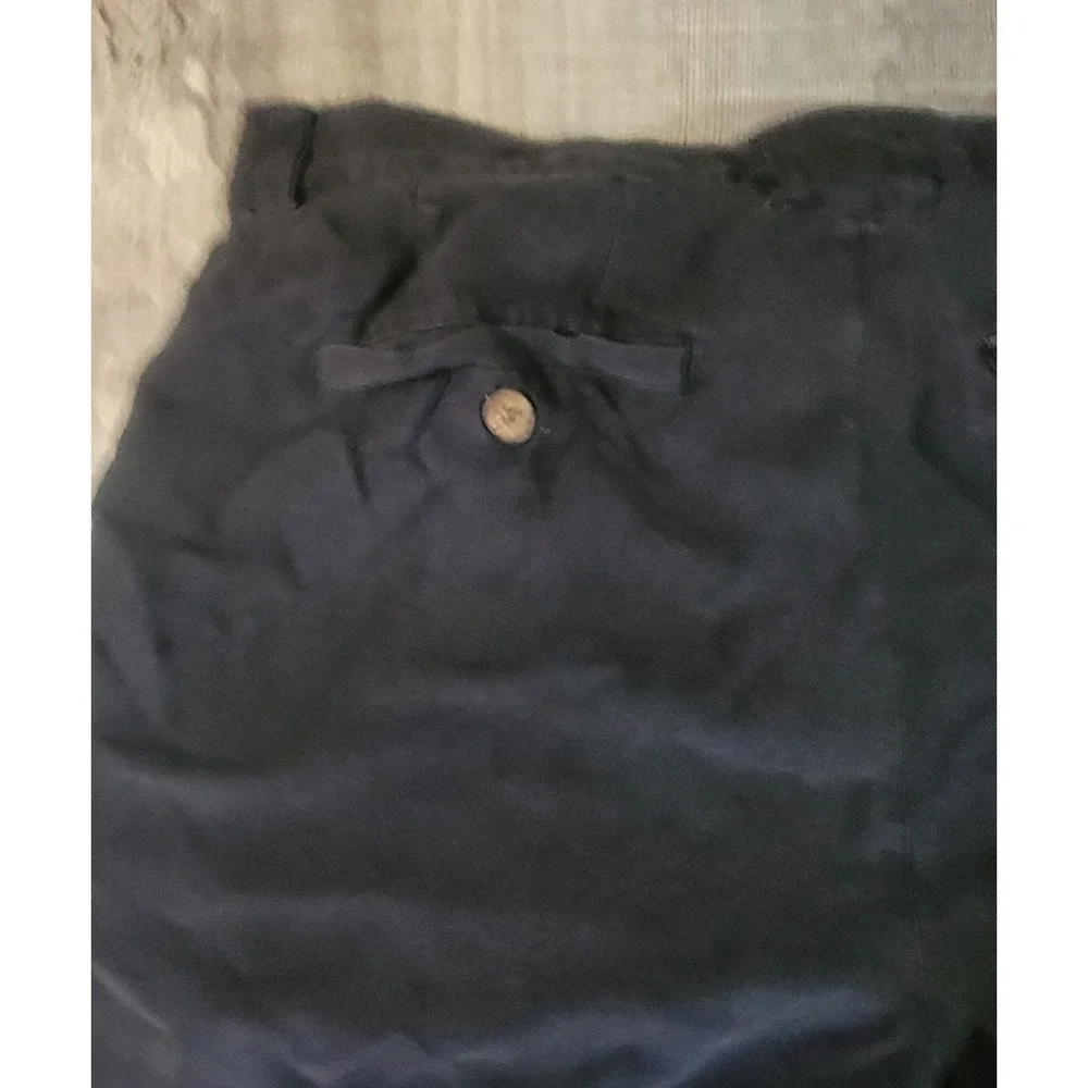 Tommy Bahama‎ Relax Shorts Mens 33 Black Chino 100% Silk Pleated Summer Casual