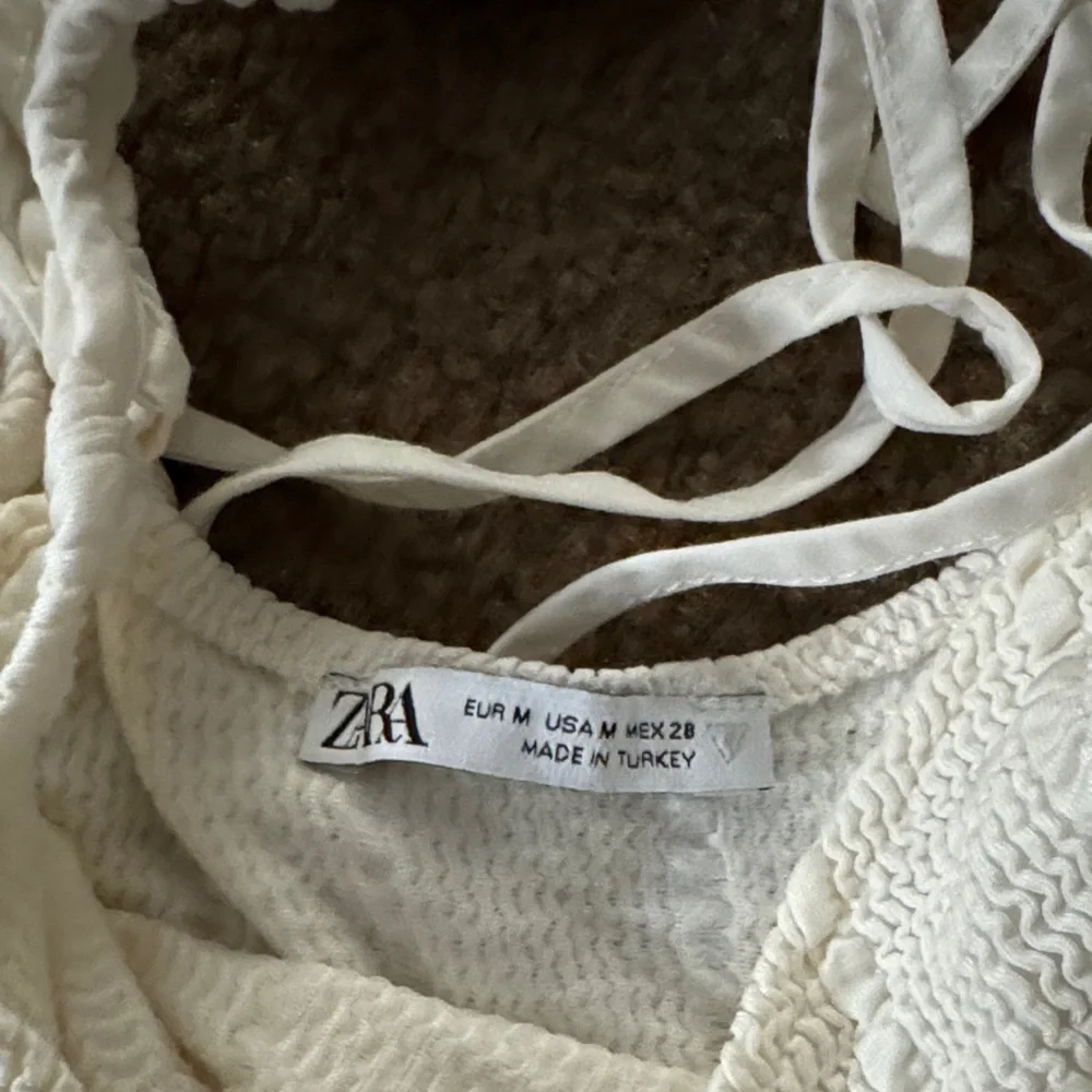 Zara elegant white