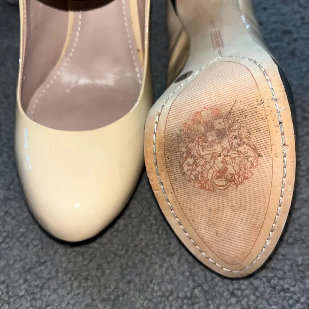 Vince Camuto vince camuto