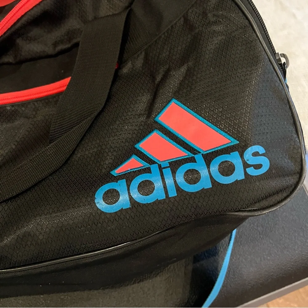 adidas 20” hand 10”