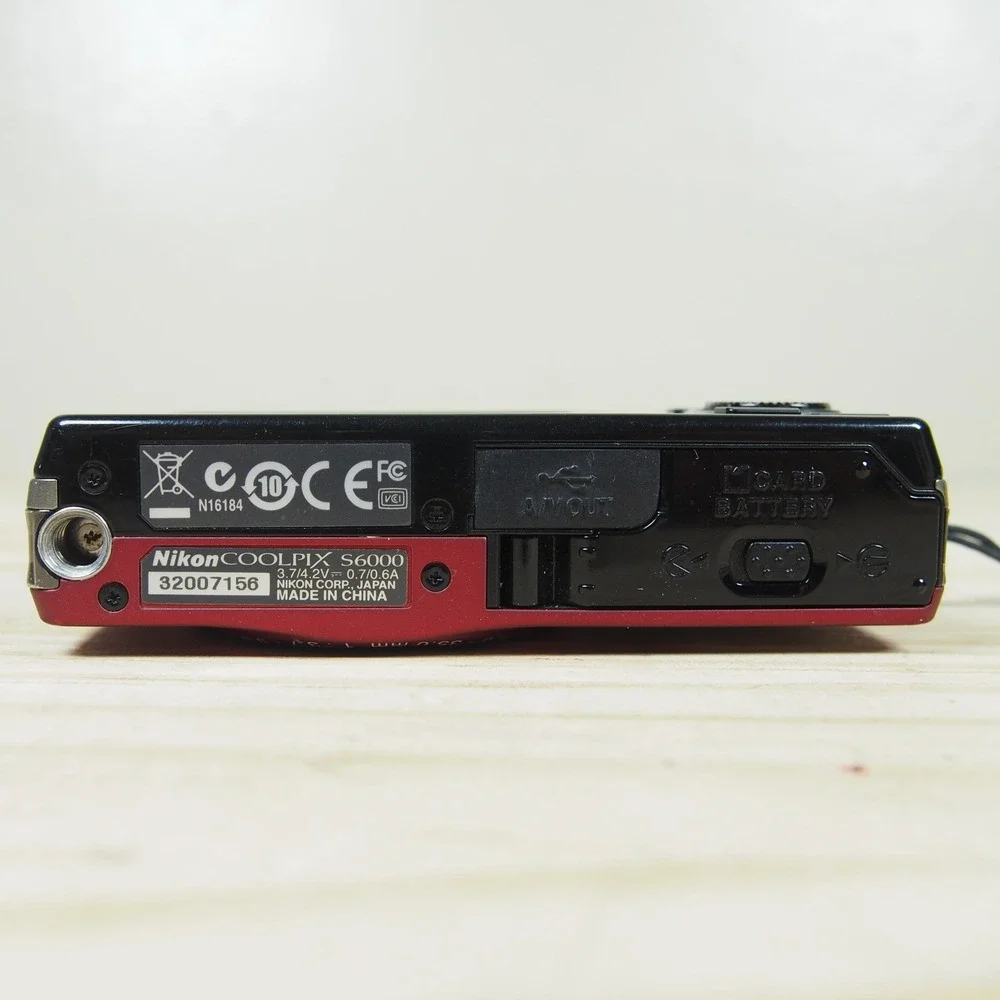 Nikon coolpix s6000