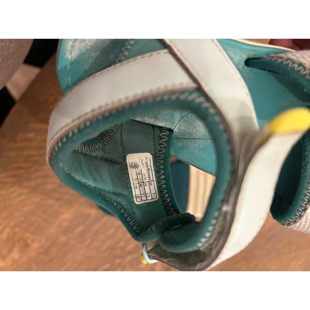 PLAE girls sandals