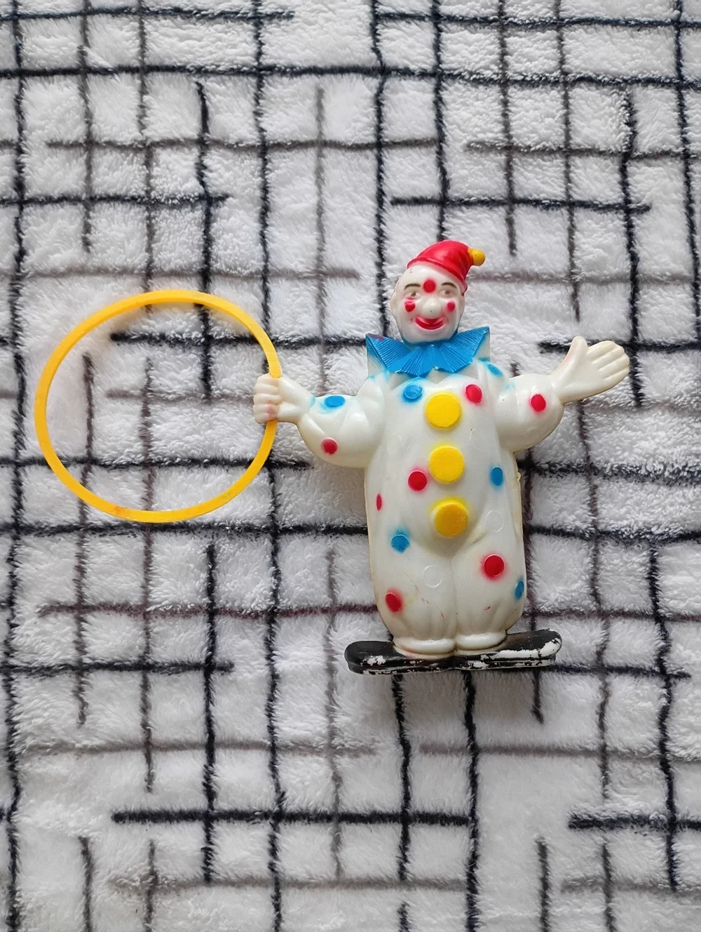 N/A hoop comes
