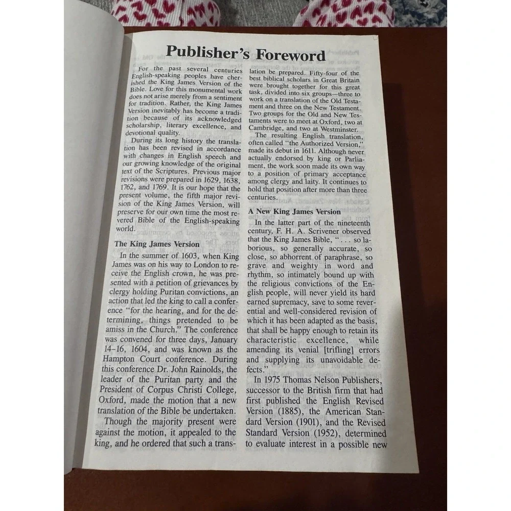 Holy Bible New King James GIANT PRINT Red Letter Reference Edition Nelson 432BG