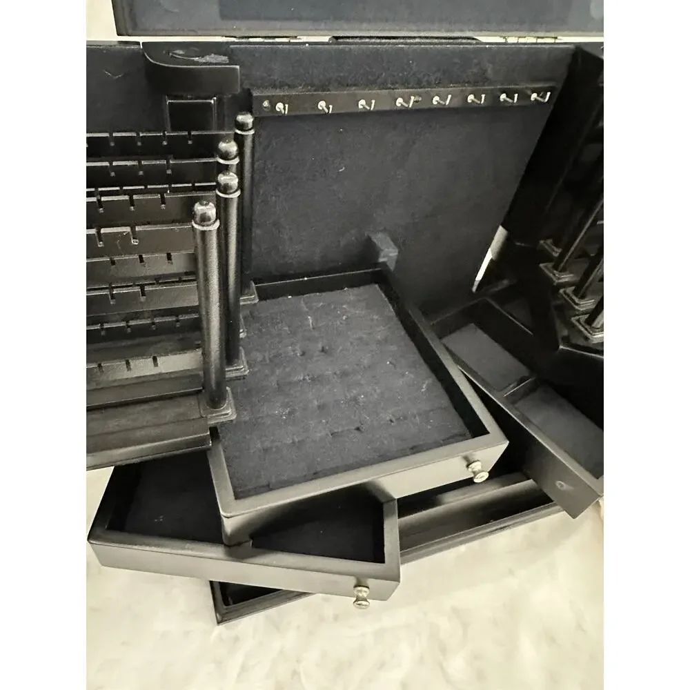 Lori Greiner Black Clever & Unique Creations Deluxe Jewelry Organizer Case