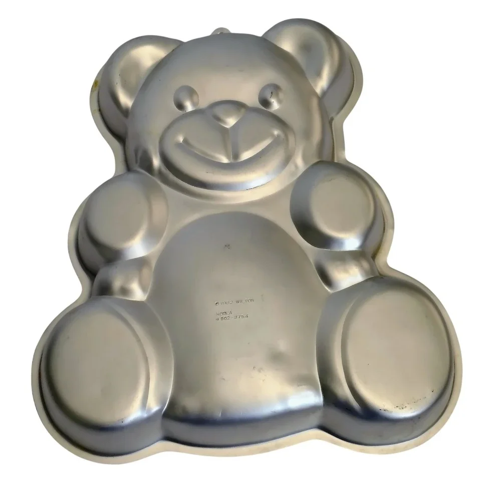 Vintage 1982 Wilton #502-3754 Huggable Teddy Bear Aluminum‎ Cake Pan Retired