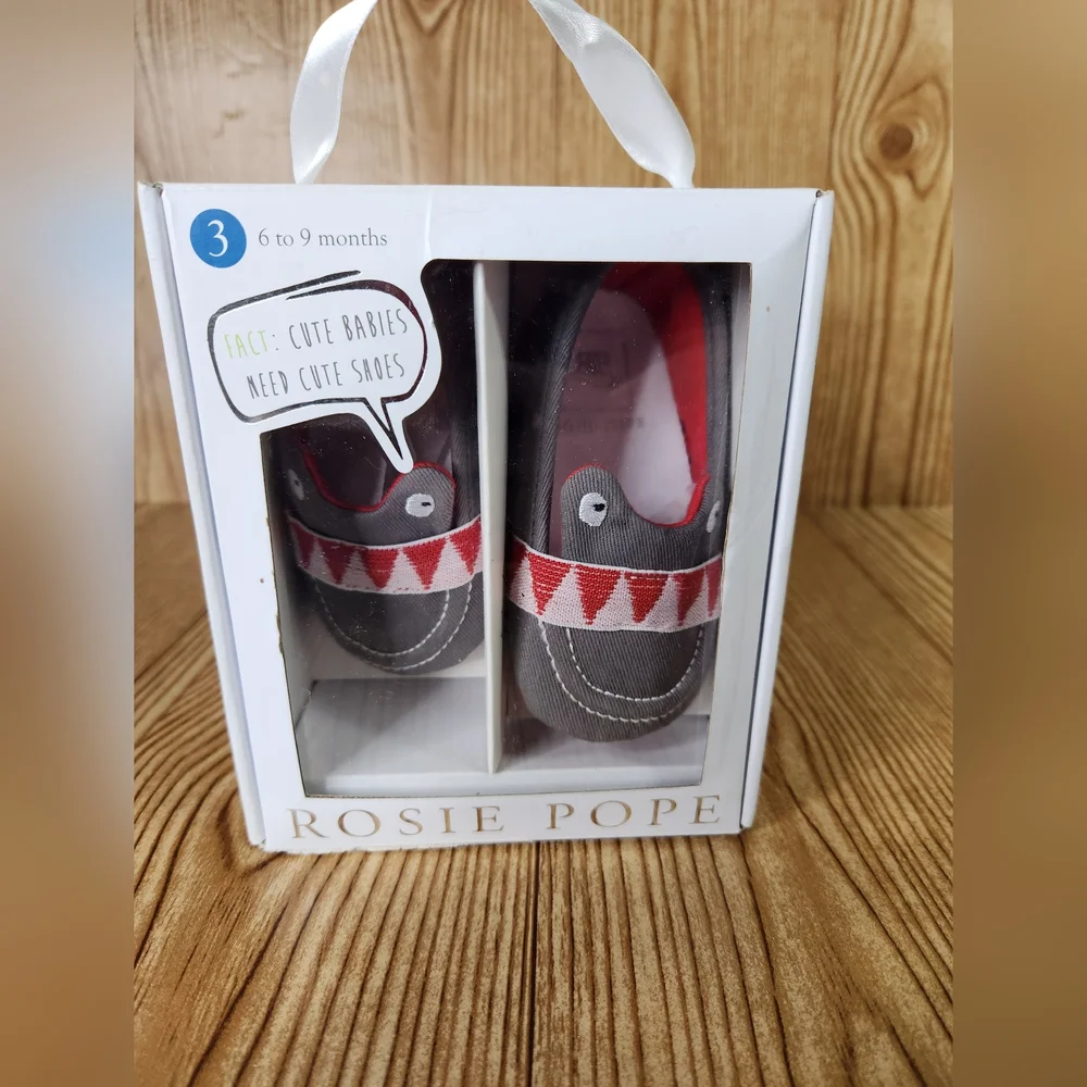 Rosie‎ Pope NIB 6-9 Months Crib Shoes