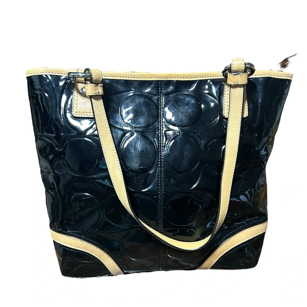 COACH Patent Leather Monogram Peyton Embossed Tote EUC