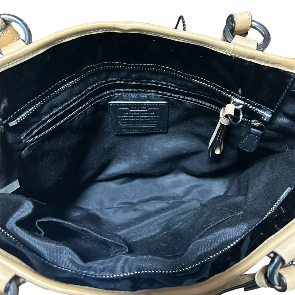 COACH Patent Leather Monogram Peyton Embossed Tote EUC