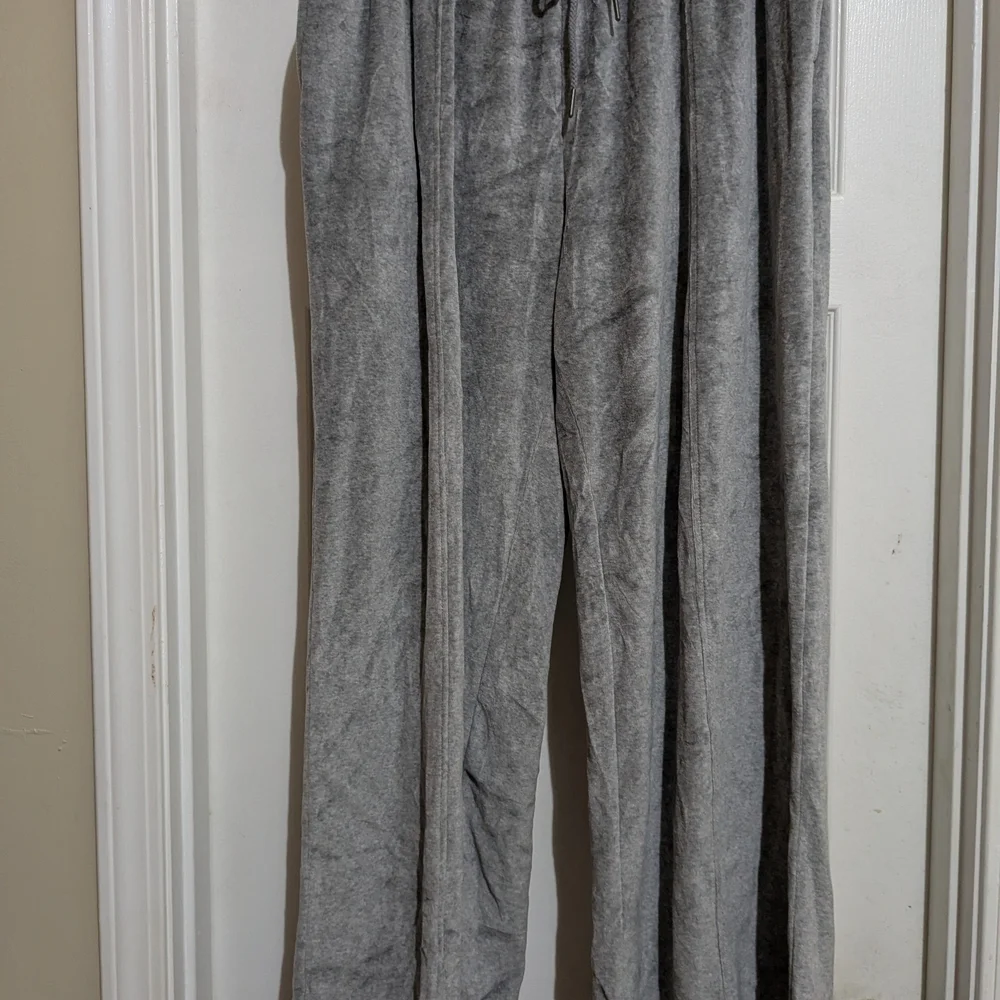 Universal Thread Gray Joggers NWT Large