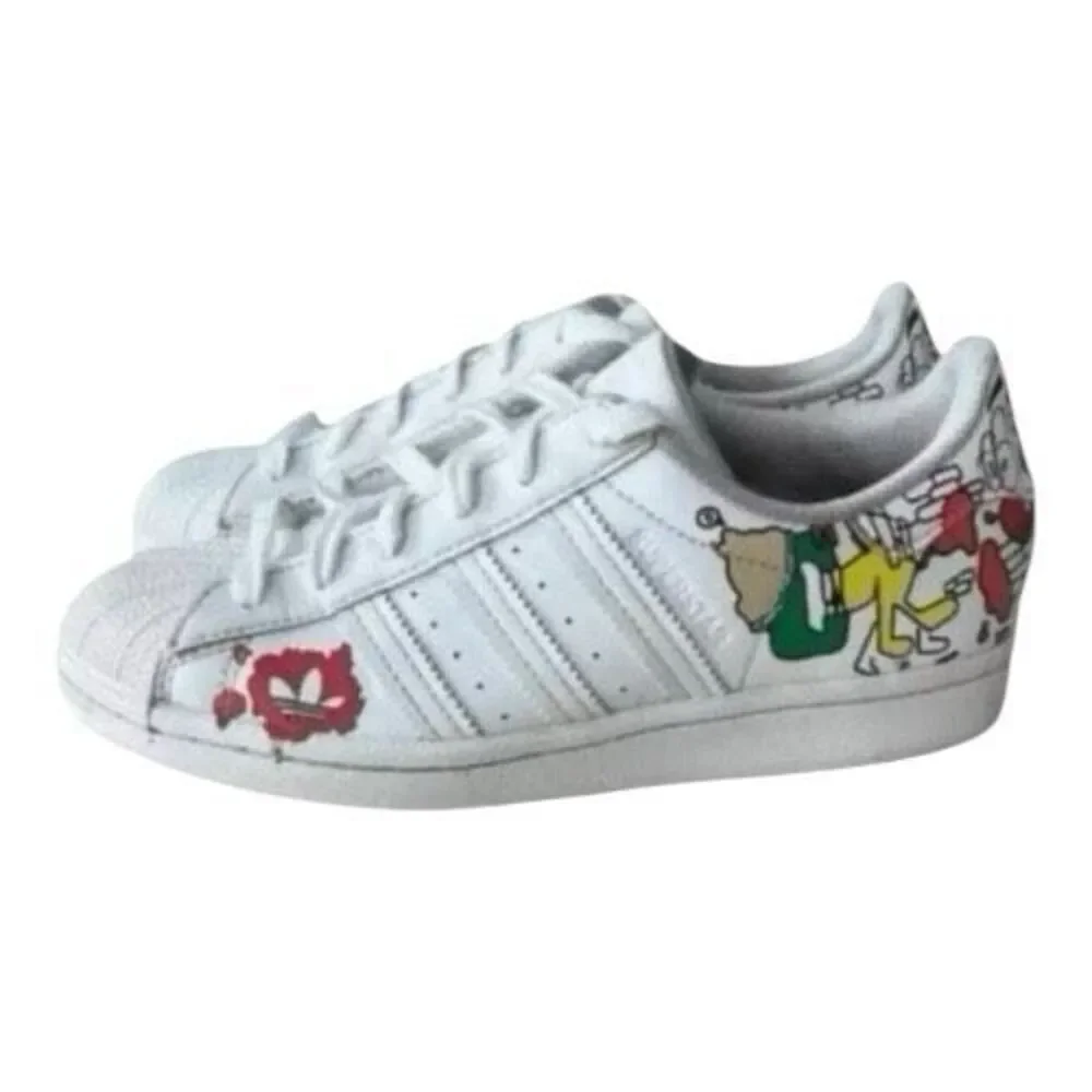 Adidas Originals Superstar Kids White Multicolor Comic Sneakers Size 3.5 GW5782