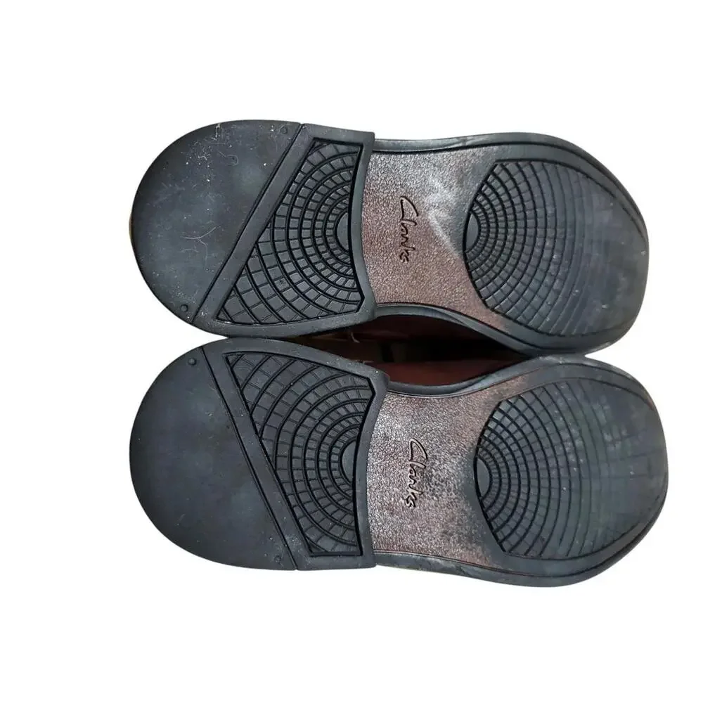 Clarks men size
