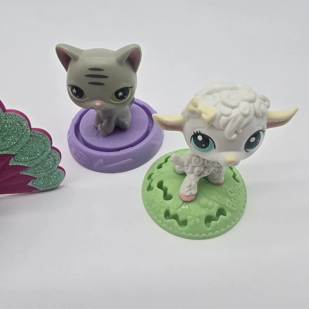 Lot of 4 Hasbro Littlest Pet Shop McDonalds Toys and 1‎ LPS Peacock Bird