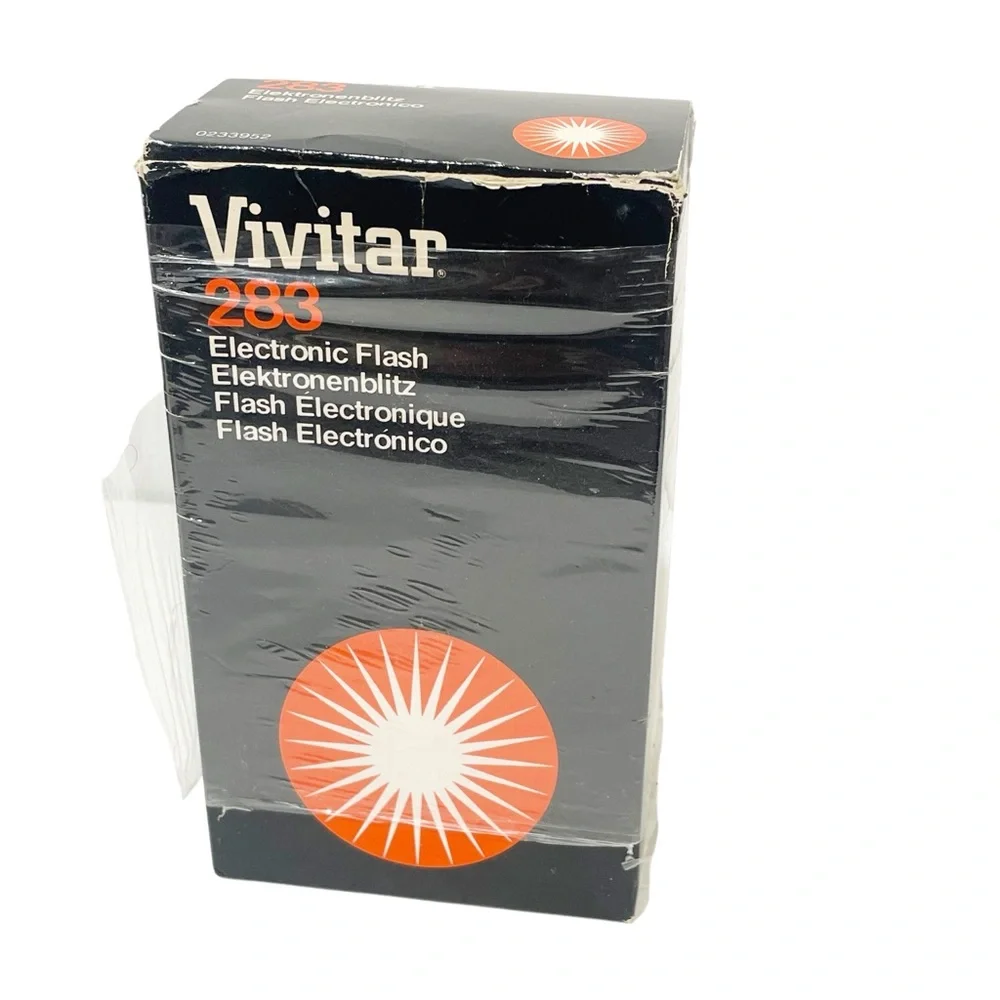 Vivitar‎ Auto Thyristor 283 Shoe Mount Flash Universal Vintage NEW