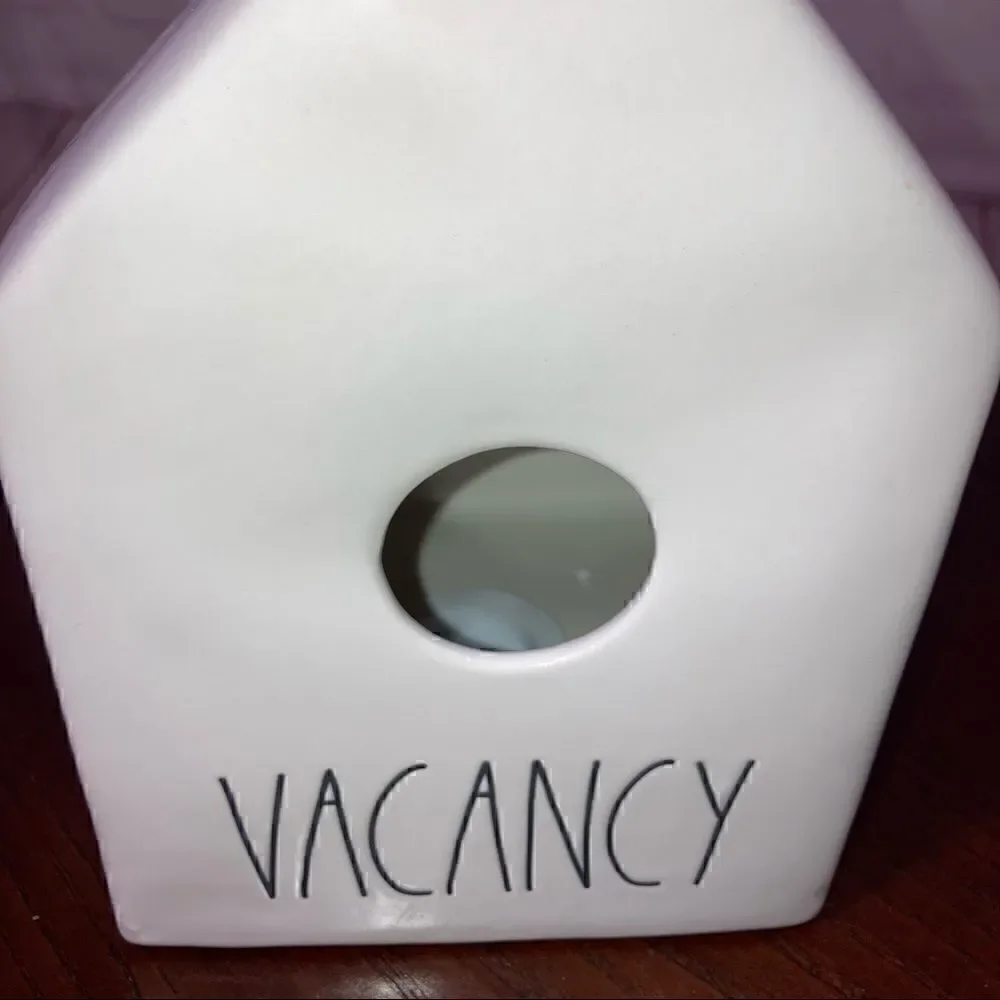 RAE DUNN COLLECTIBLE birdhouse “Vacancy”