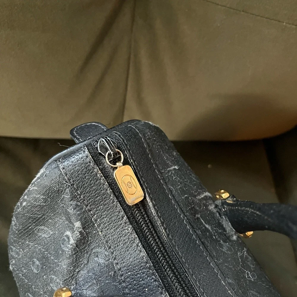 Gucci vintage bundle- 1 navy blue large travel bag and small handbag