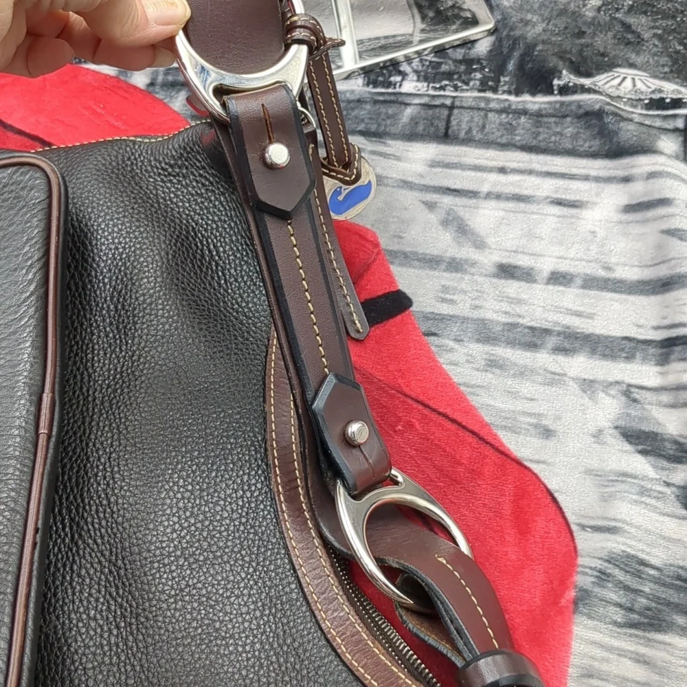 Dooney & Bourke black pebble