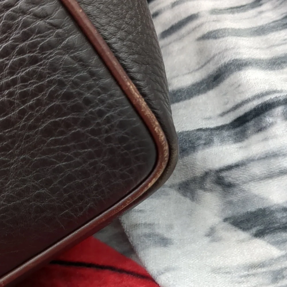 Dooney & Bourke black pebble