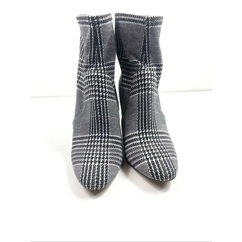 ALDO Lovelee Houndstooth Plaid 3.5” Block Heel Back Zip Ankle Boots Stretch Size
