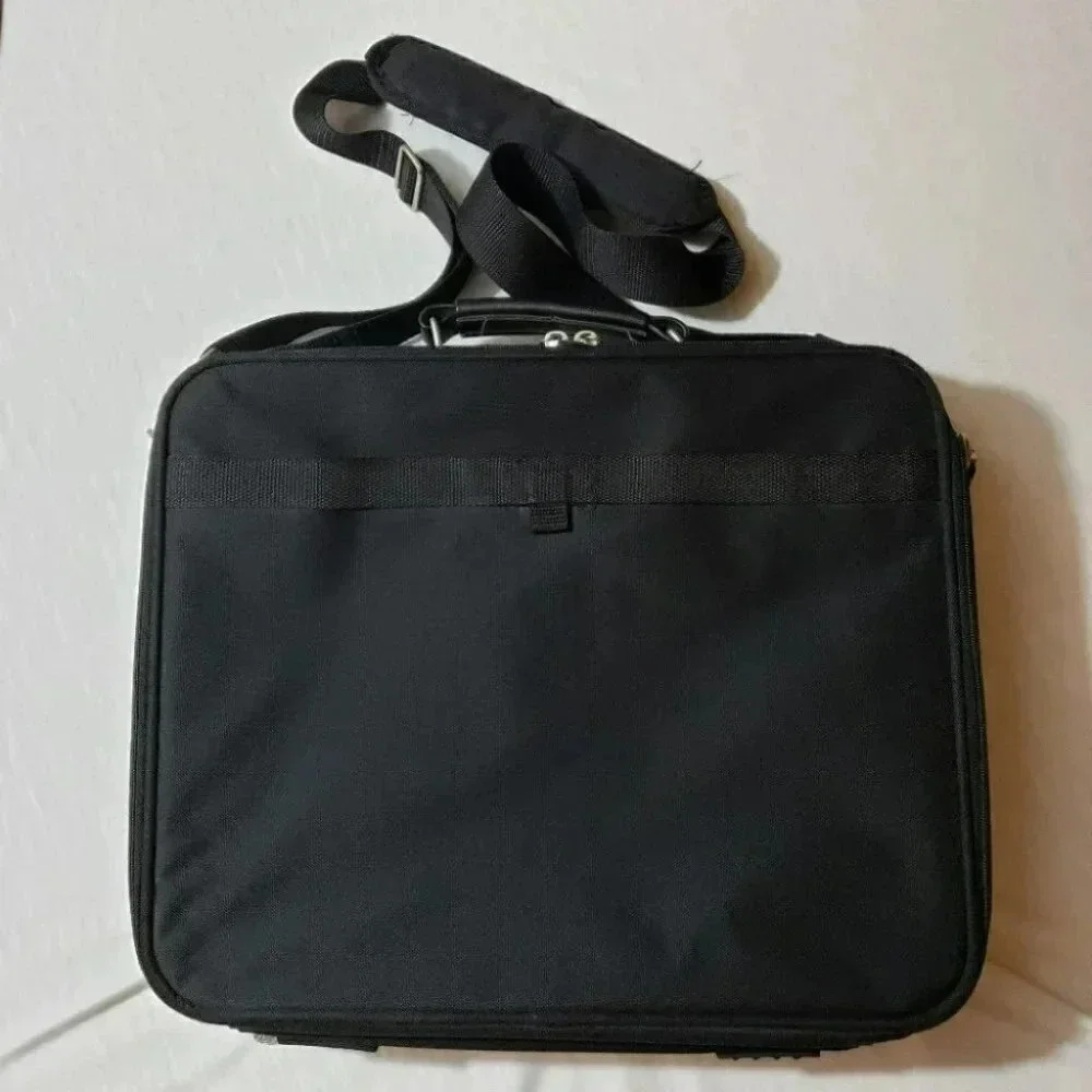 Targus black laptop