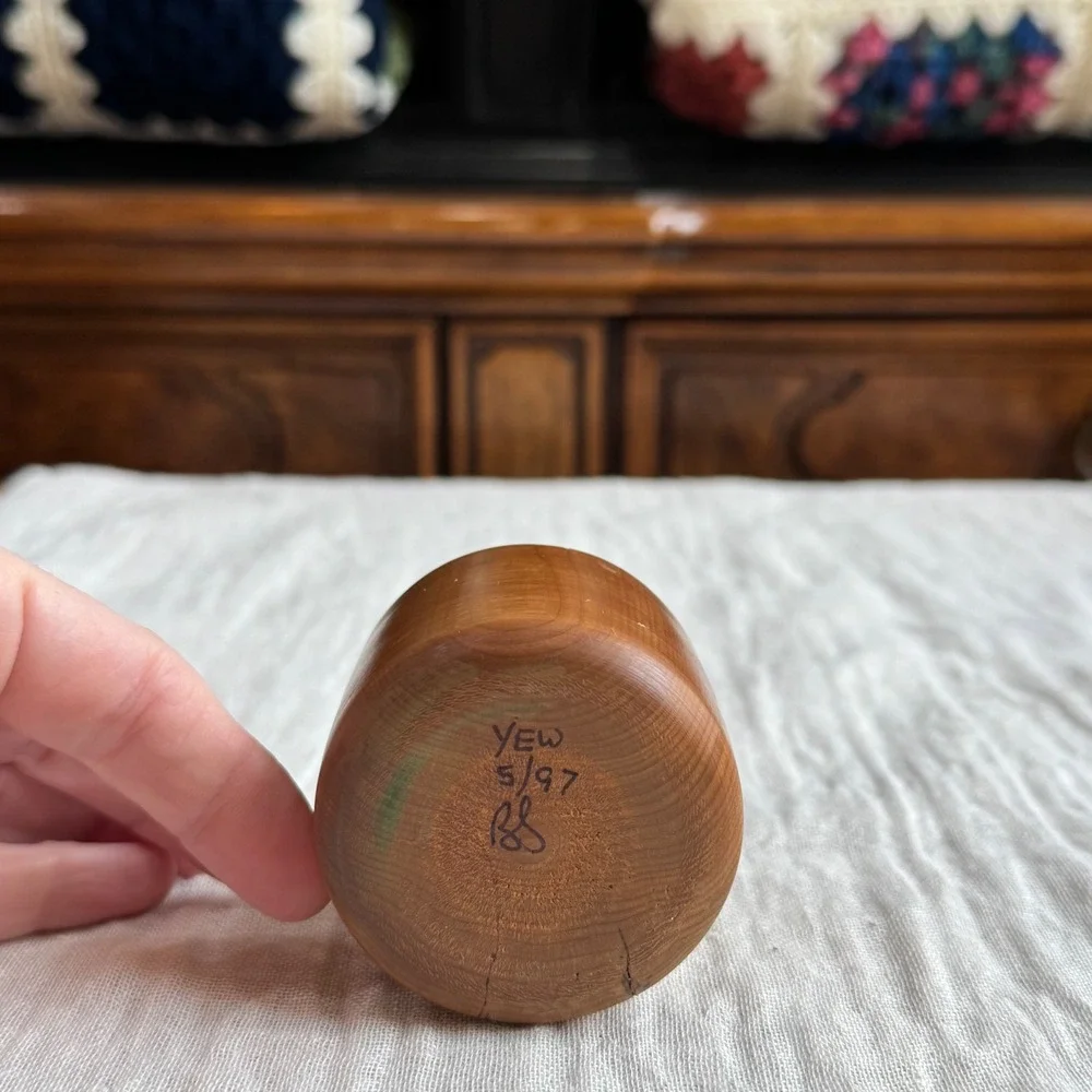 VTG Handmade Yew Wooden Bowl Dish Vase Bud Signed‎ Small Natural Wood '97
