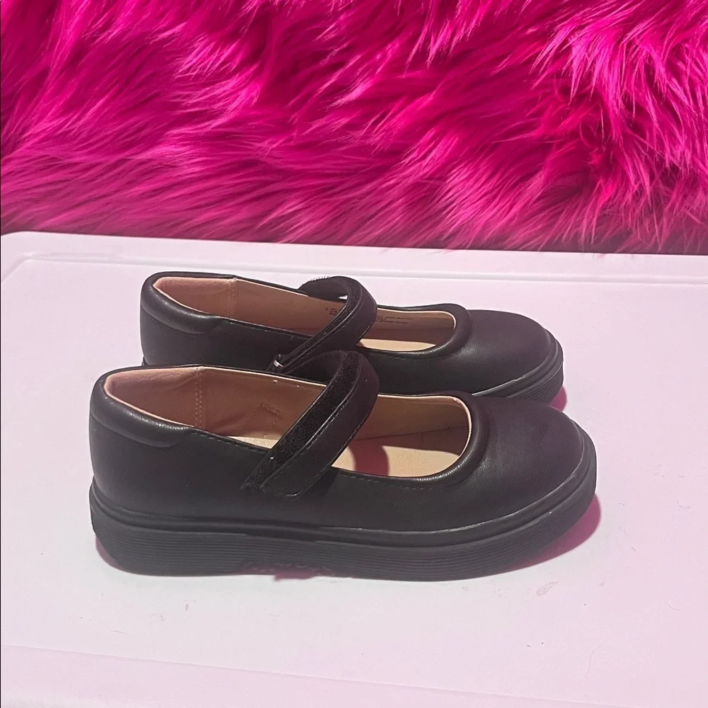 Place these stylish