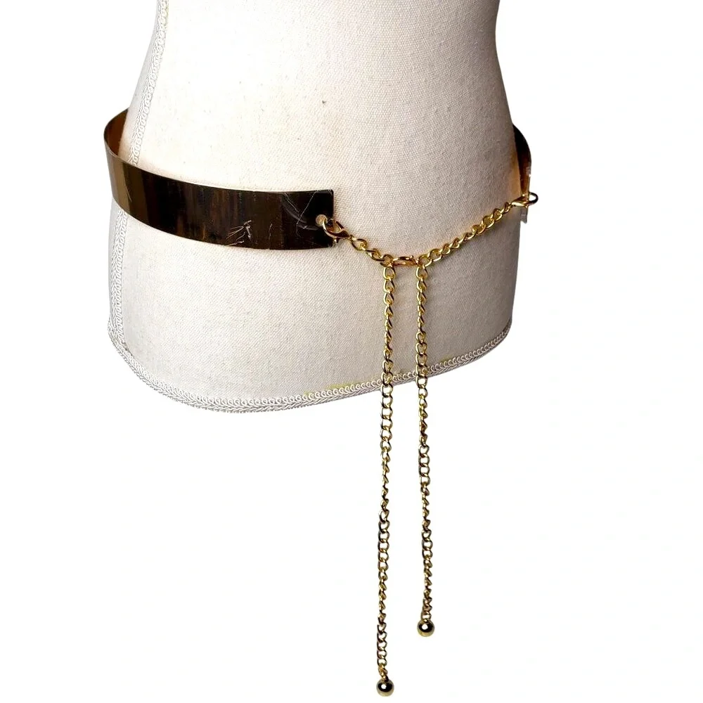 Unbranded gold tone