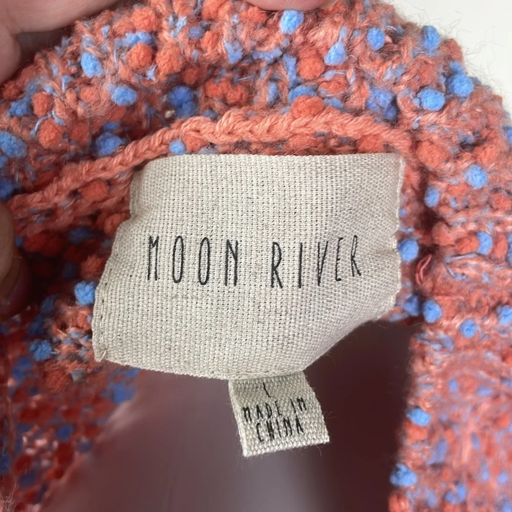Moon River 67% polyester