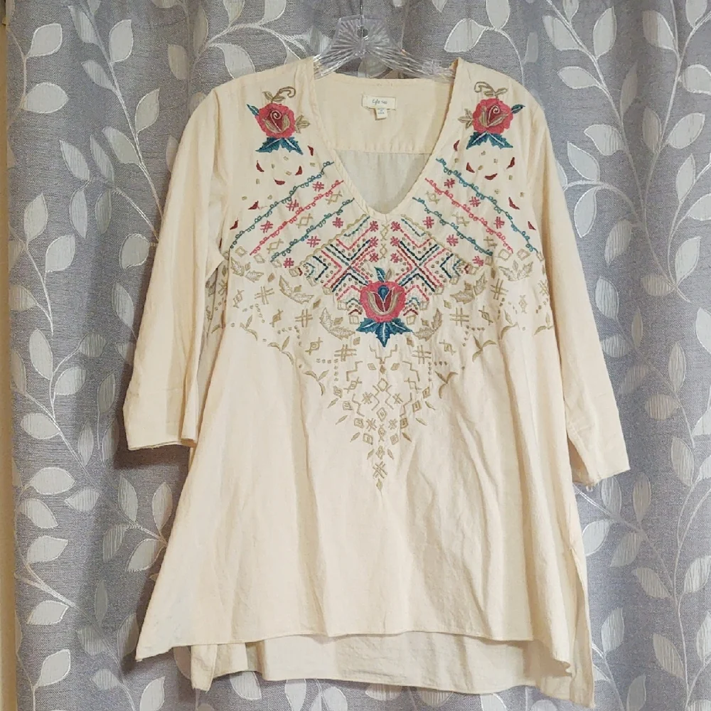 Kyla Seo Embroidered Cream Women's Top size S