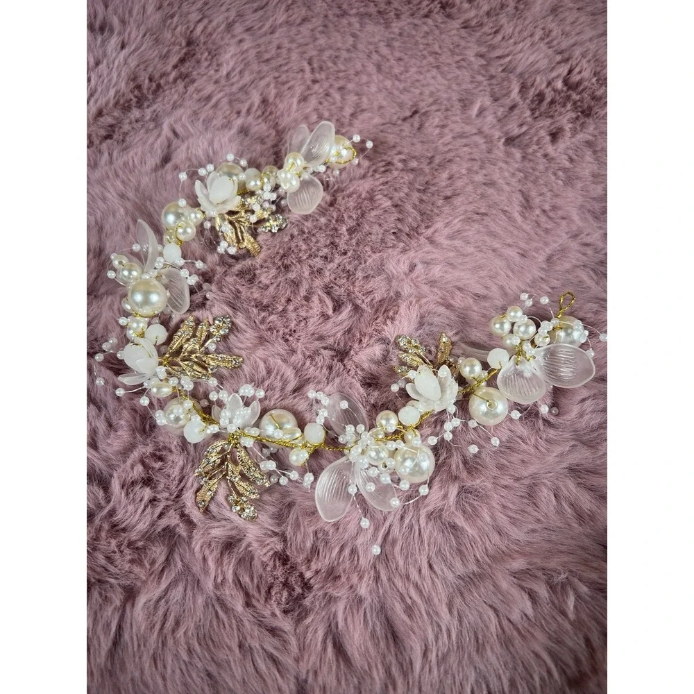 Handmade standout design