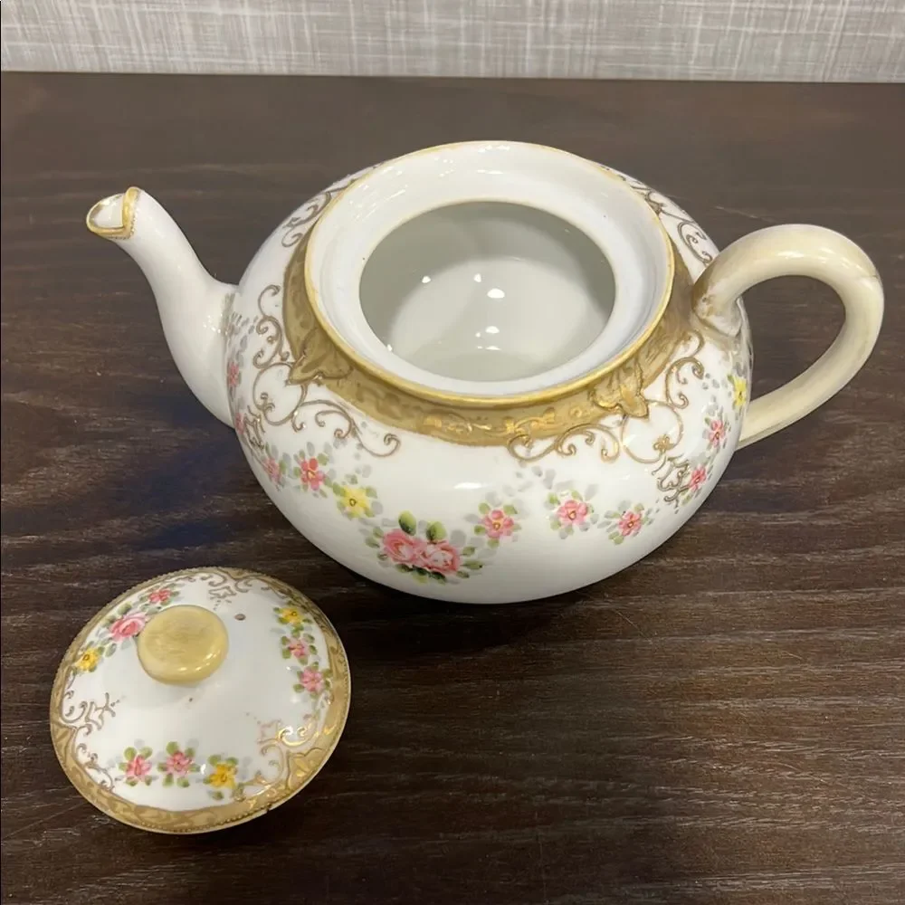 Noritake isn teapot