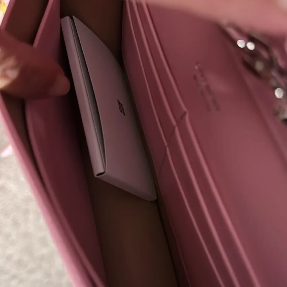 NEW 1860.00 GIVENCHY  4g Small Crossbody Leather - Baby Pink NO BOX DUSTBAG