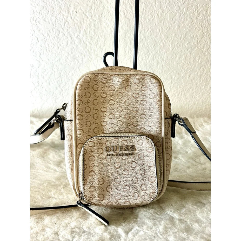 Guess Los Angeles El Dorado Camera crossbody Bag