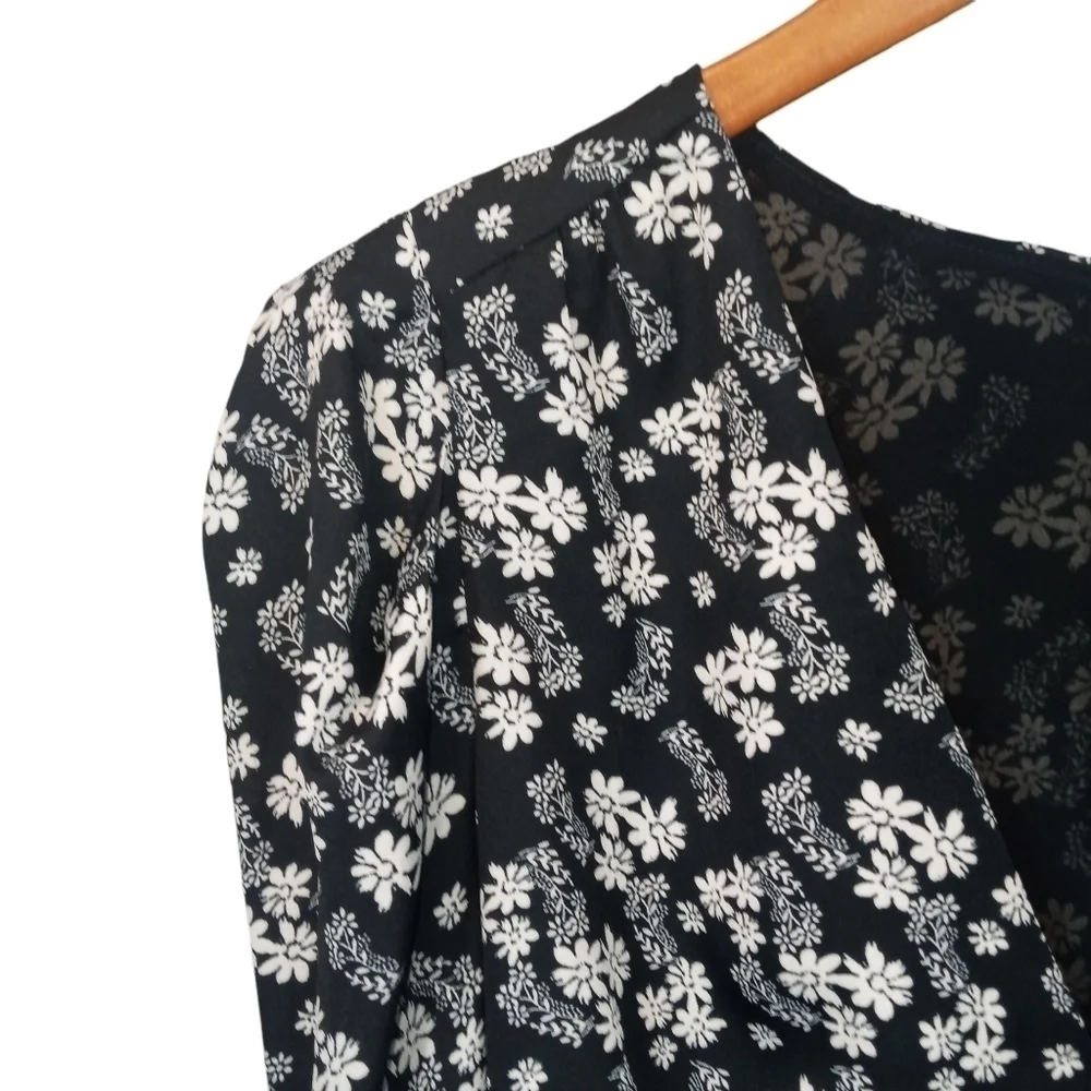 Astr label floral