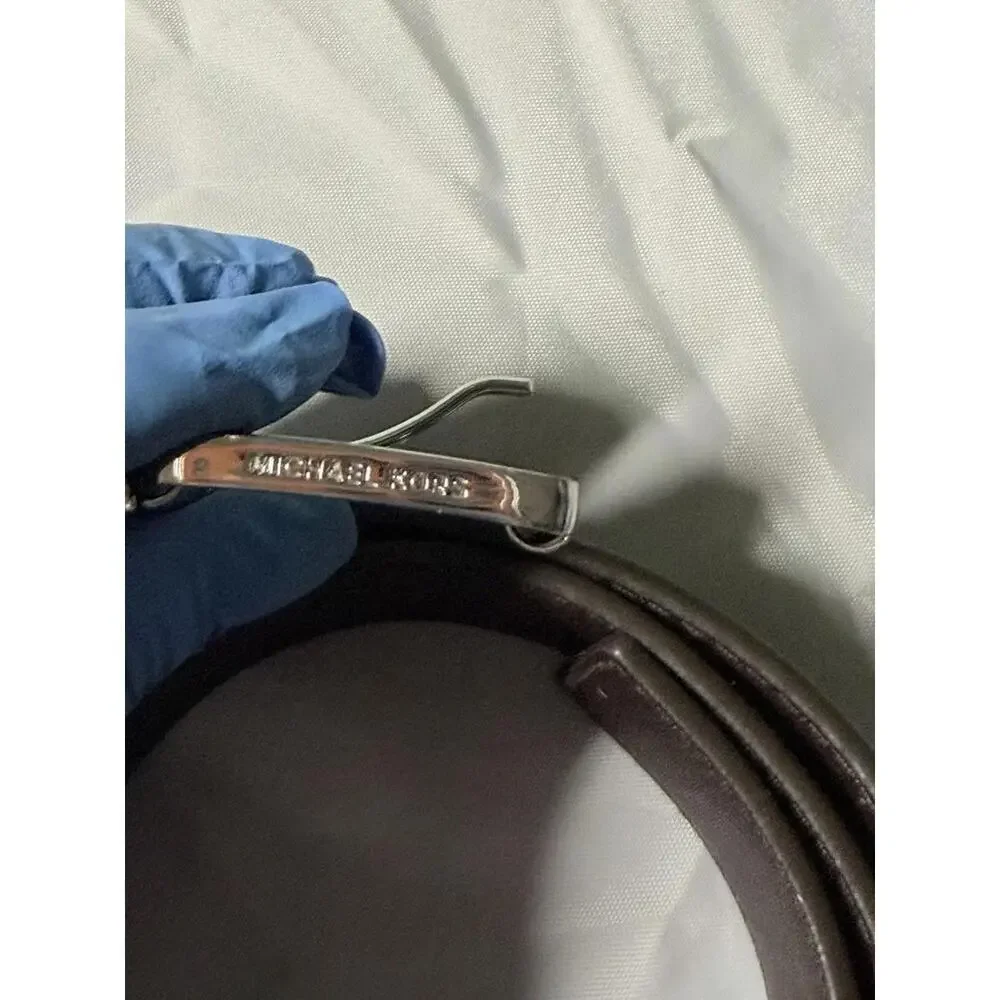 Michael Kors •pre owned