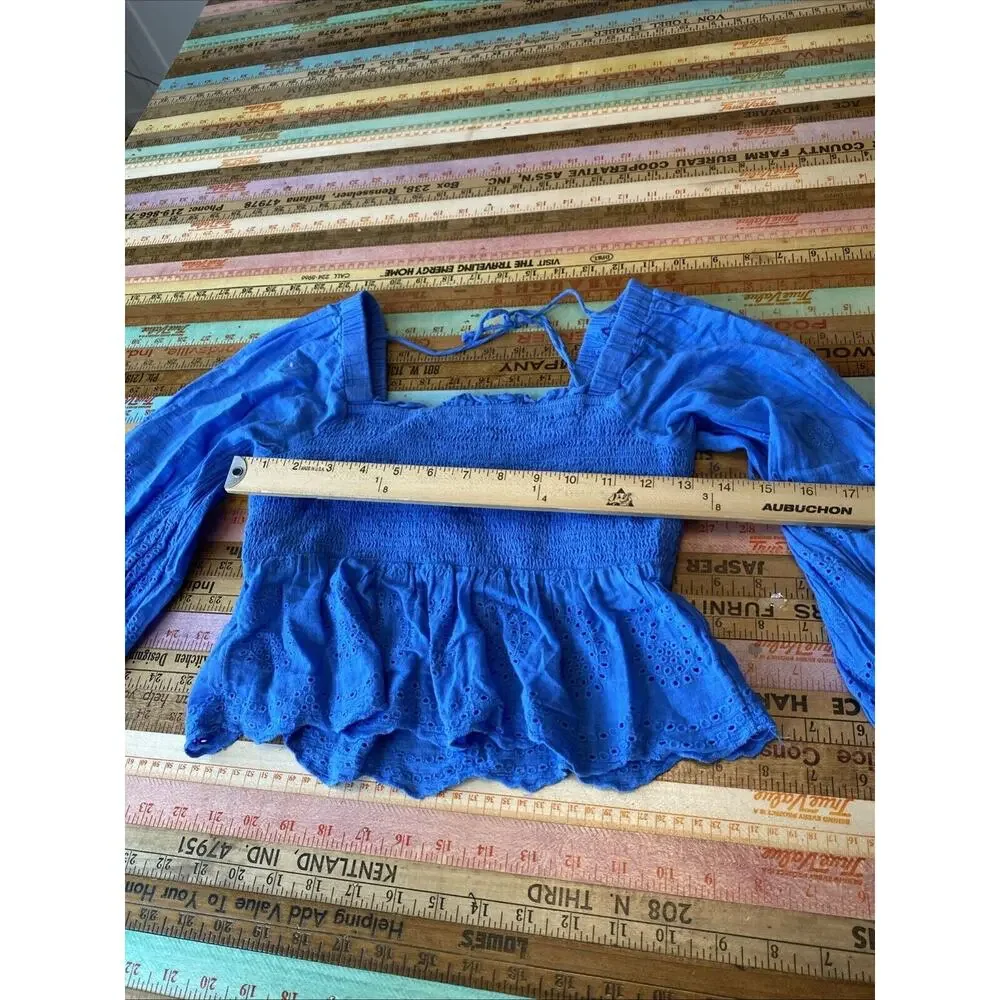 American Eagle Outfitters great preowned